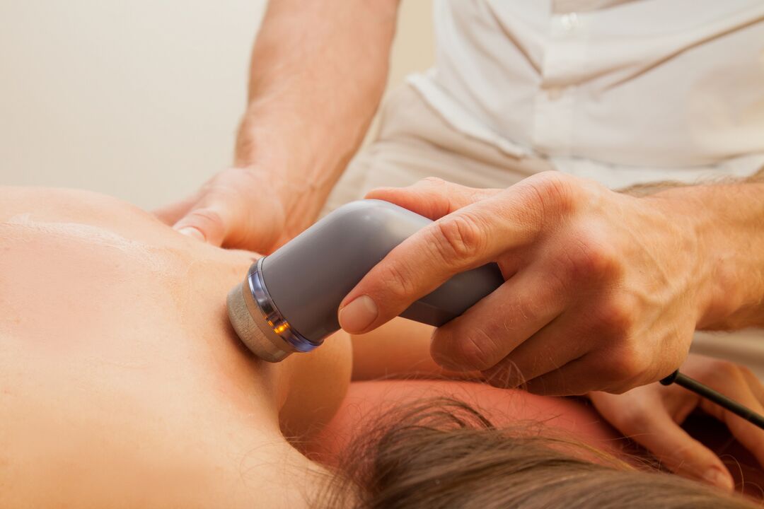 Massagegerät zur Behandlung der zervikalen Osteochondrose